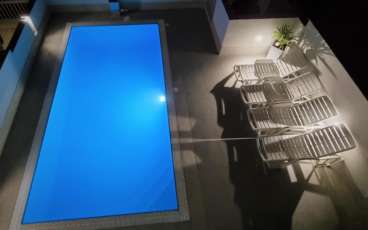 Apartments Le Mare - Pool, Sandstrand, Meerblick, W-Lan, Grill プリヴラカ エクステリア 写真