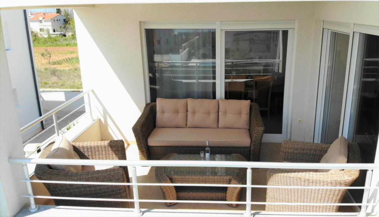 Apartments Le Mare - Pool, Sandstrand, Meerblick, W-Lan, Grill プリヴラカ エクステリア 写真
