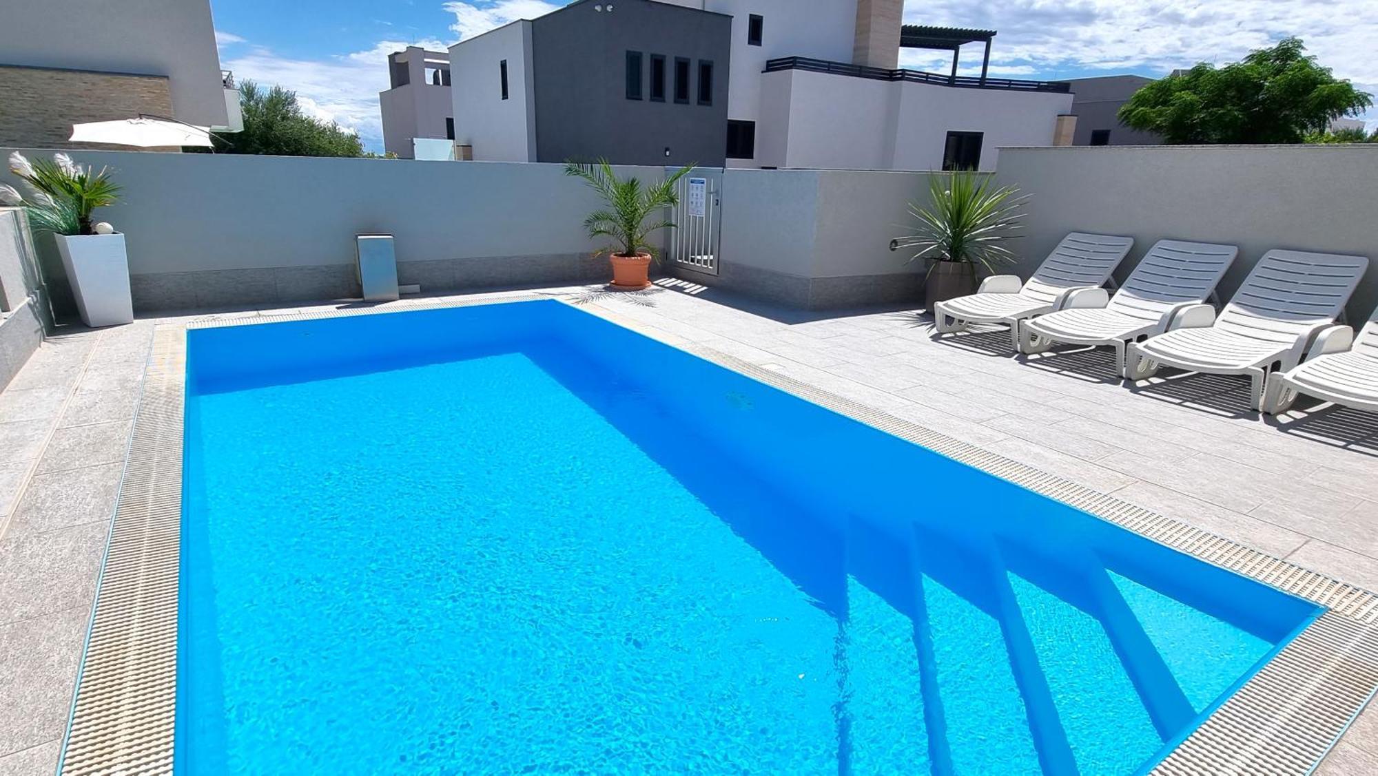 Apartments Le Mare - Pool, Sandstrand, Meerblick, W-Lan, Grill プリヴラカ エクステリア 写真